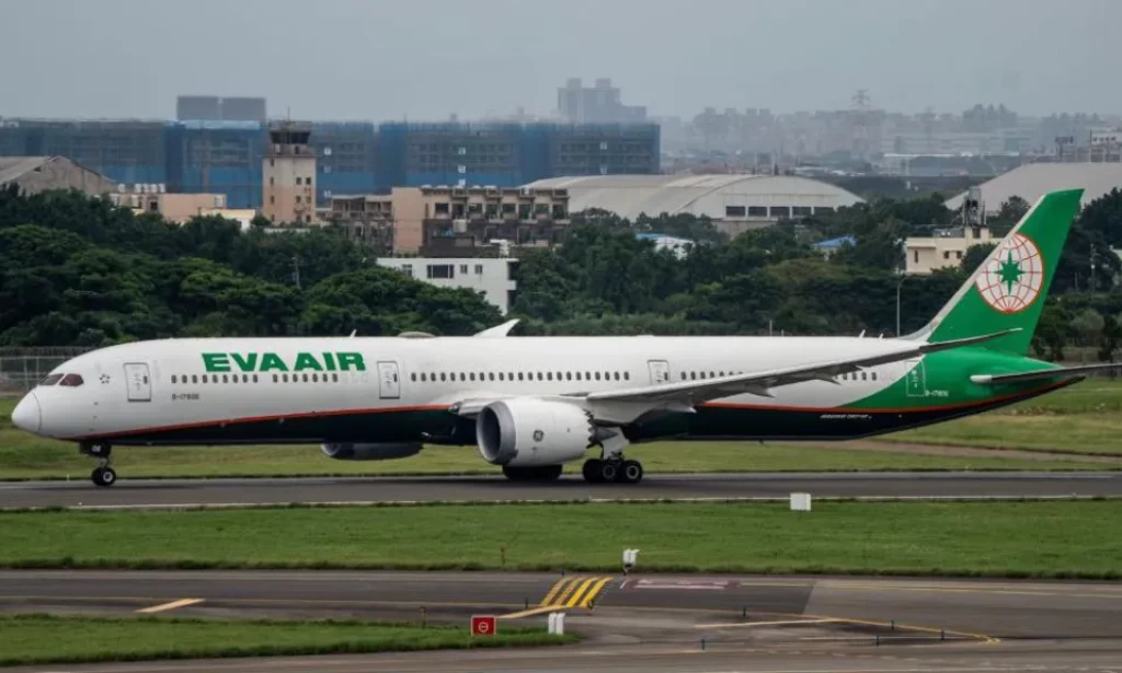 Airline apologises for asking dead flight attendant for paperwork