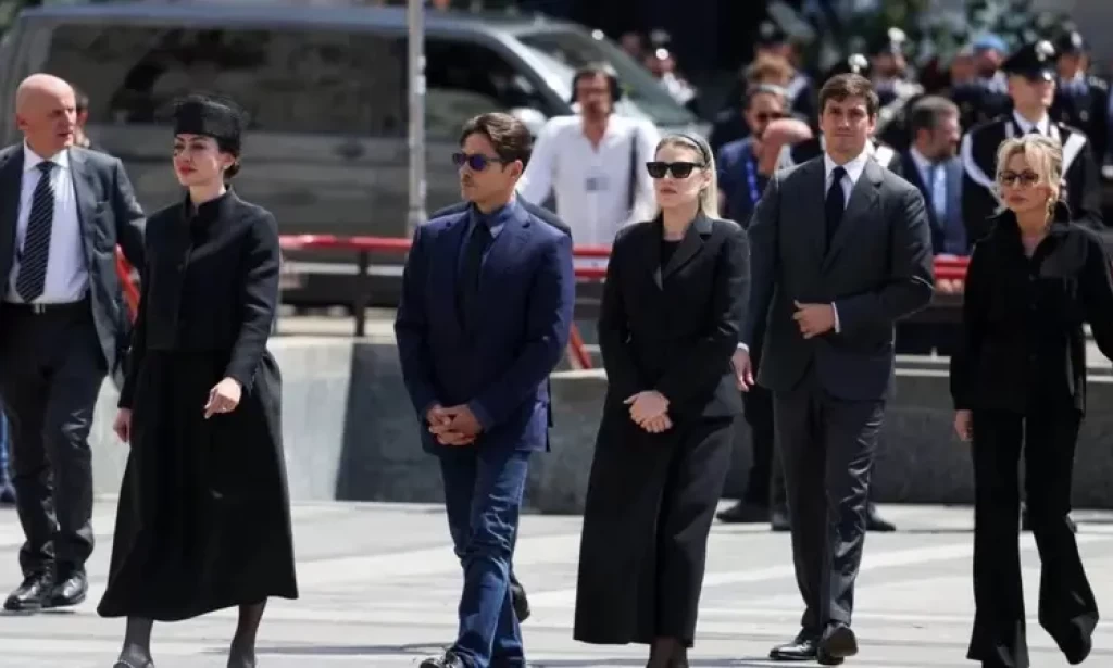 Uko Berlusconi yasize agabanyije abana be ibye byatangajwe