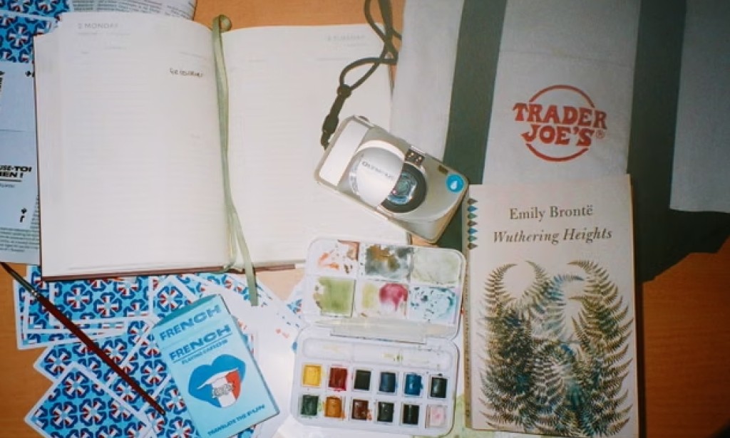 What’s in your ‘analog bag’? Unpacking the viral trends – in a stuffed tote